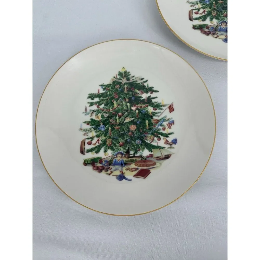Heirloom Dept.‎ 56 Christmas Tree Plate set on 3 - 8-1/2